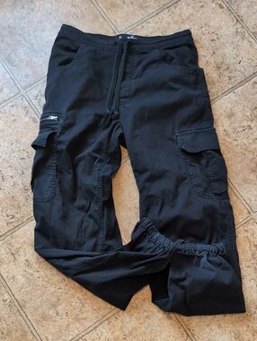 Hollister Black Adjustable-Rise Parachute Baggy Cargo with Adjustable Cuffs